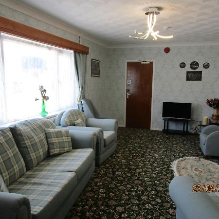 Tremains Guest House Bridgend  Exterior foto
