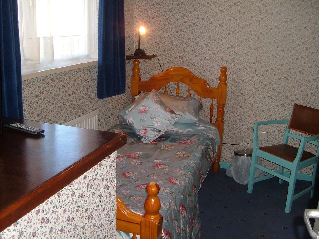 Tremains Guest House Bridgend  Cameră foto