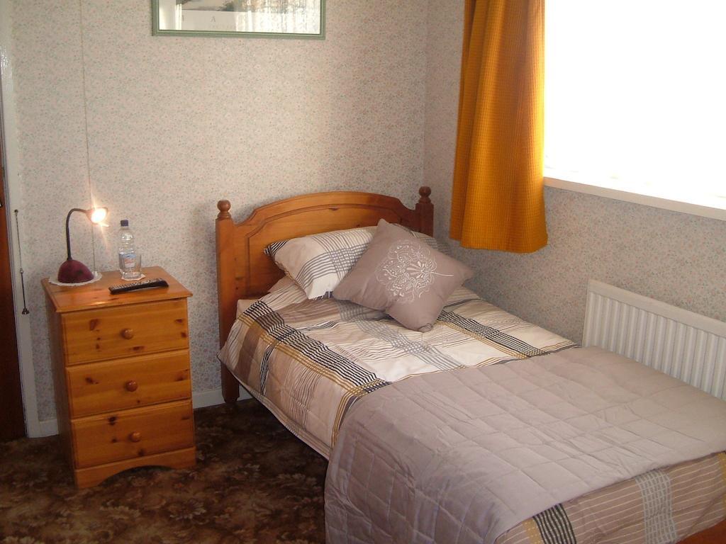 Tremains Guest House Bridgend  Cameră foto